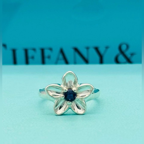 Tiffany & Co. Sterling Silver Iolite Vintage Flower Ring - Picture 7 of 9